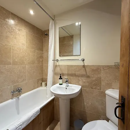 Moughton * 오스트윅